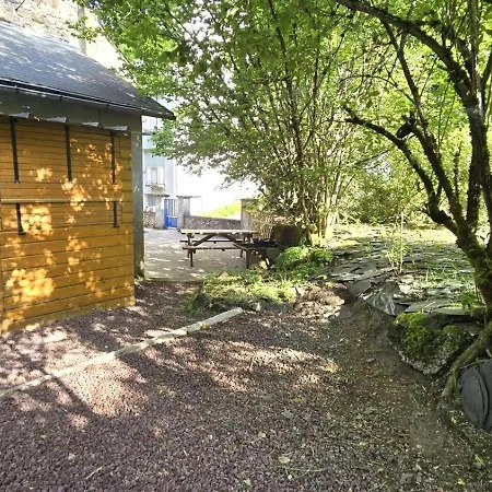 De 2 à 6 Personnes à * La Bourboule